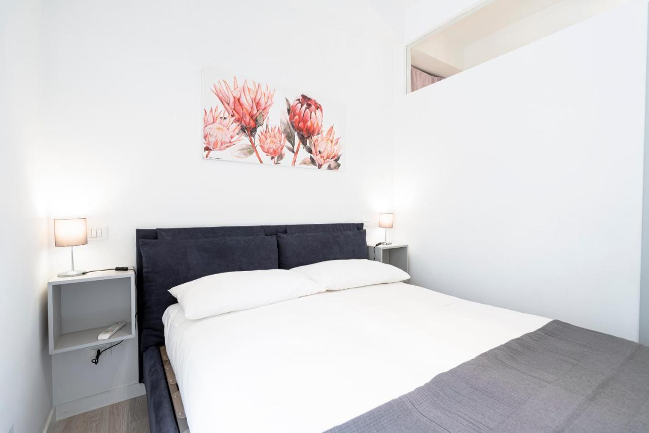 Appia Purple Terrace Apartment In روما المظهر الخارجي الصورة